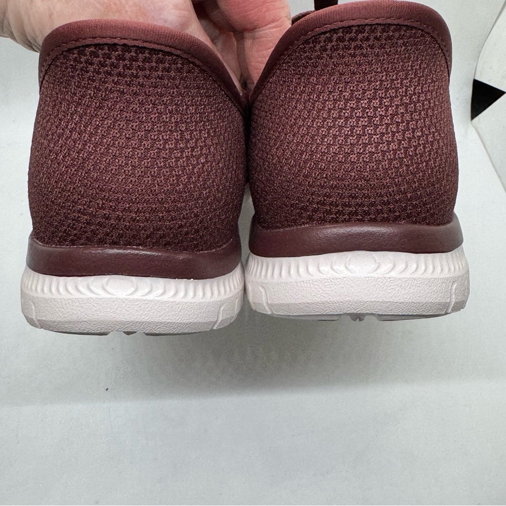 Skechers Women's Slip-ins Virtue Washable Mesh Shoes Knit Sneakers Burgundy Sz 8 - Picture 8 of 10